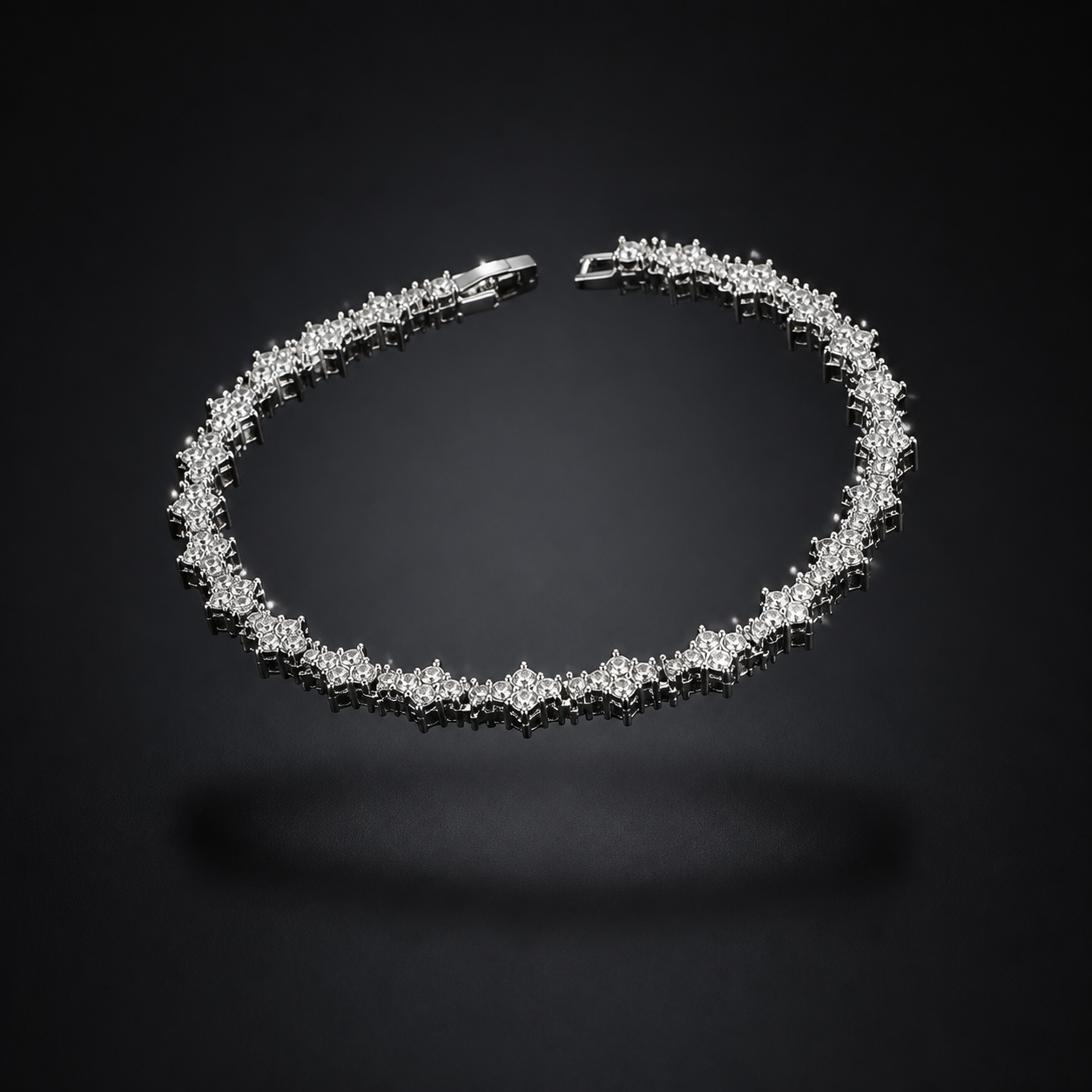JUJI — Bracelet Perles Zircon Motif Croix