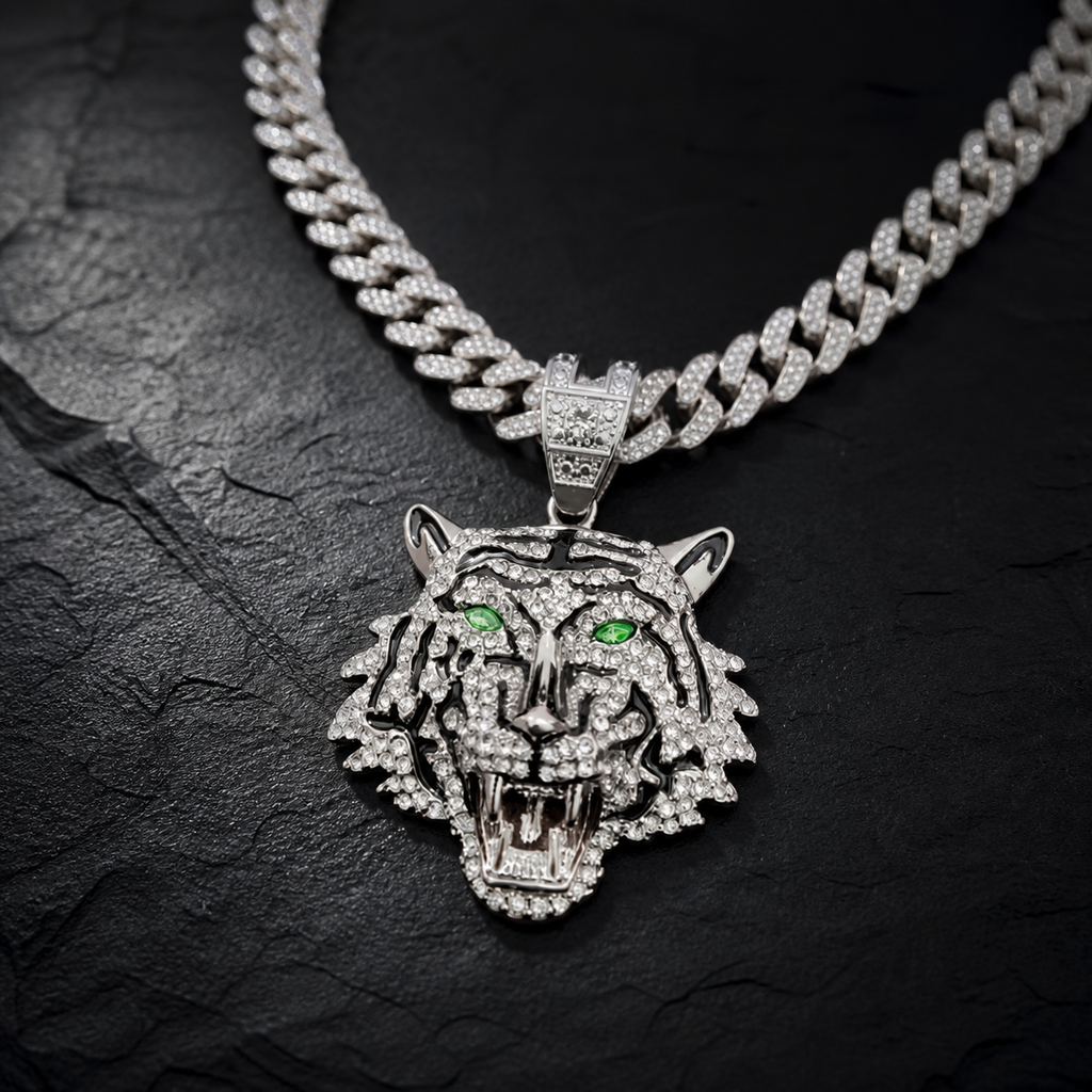TORA — Collier Pendentif Tigre Chaîne Cubaine